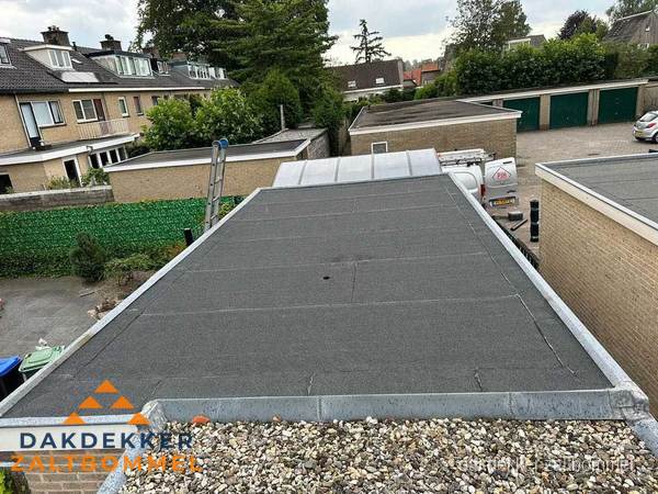 Dakbedekkingsmateriaal en dakgoot onderdelen in Zaltbommel