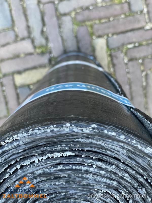 Dakreparatie plat dak met bitumen in Zaltbommel